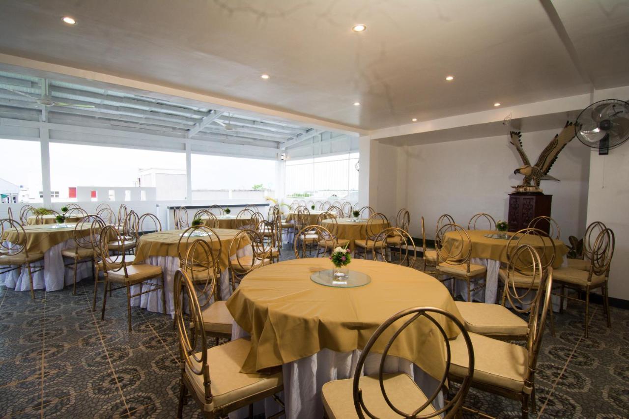 Diamond Hotel And Resto Катарман Екстериор снимка