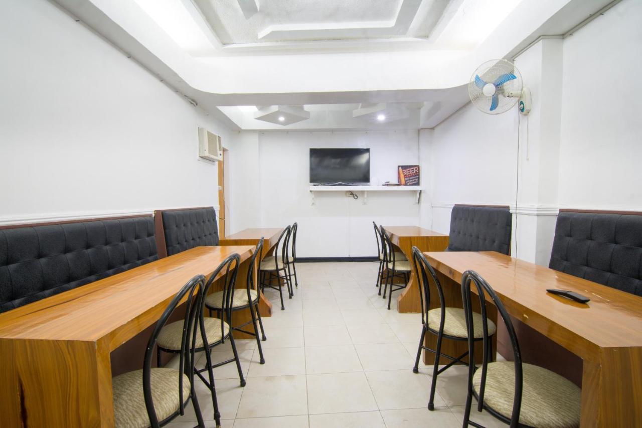 Diamond Hotel And Resto Катарман Екстериор снимка