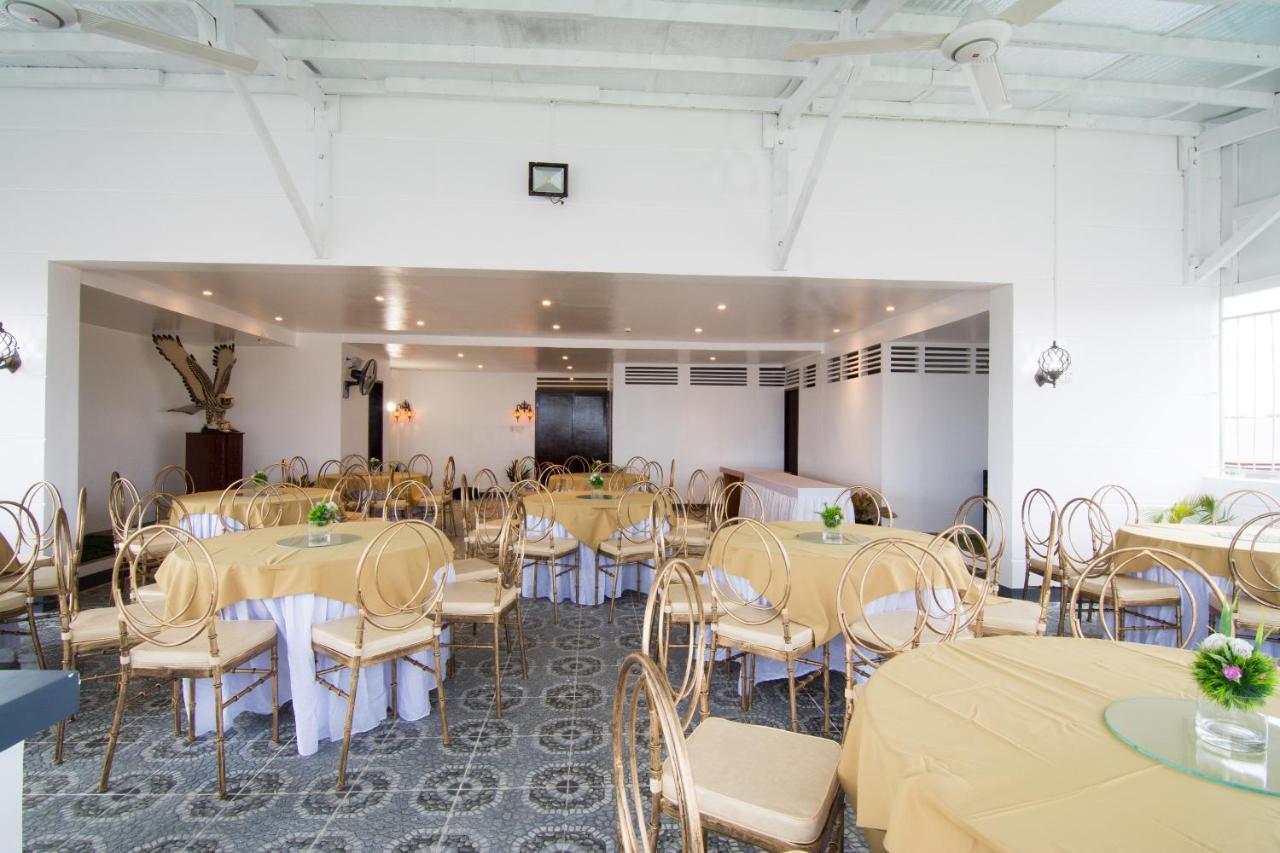 Diamond Hotel And Resto Катарман Екстериор снимка